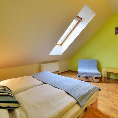 Pension Marketa Микулов Экстерьер фото